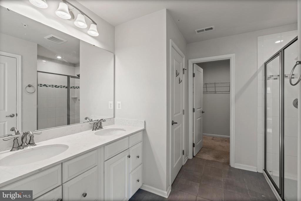 311 Sunrise Court - Photo 49