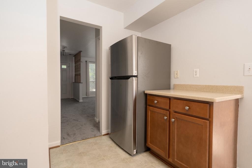 404 Terry Court - Photo 8