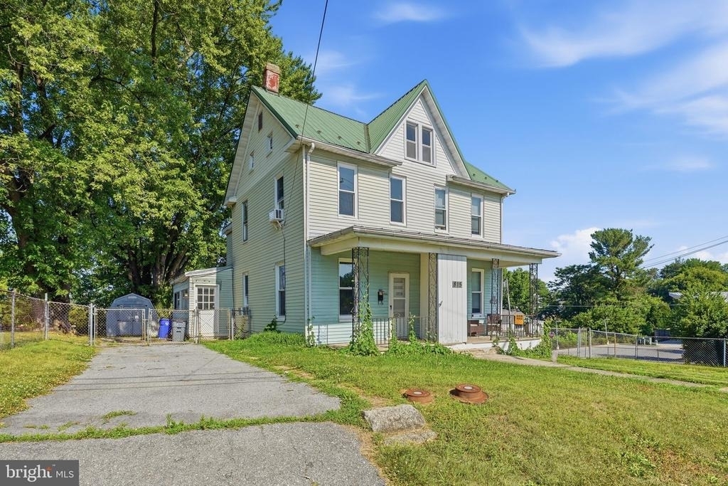 815 Maple Avenue N - Photo 44
