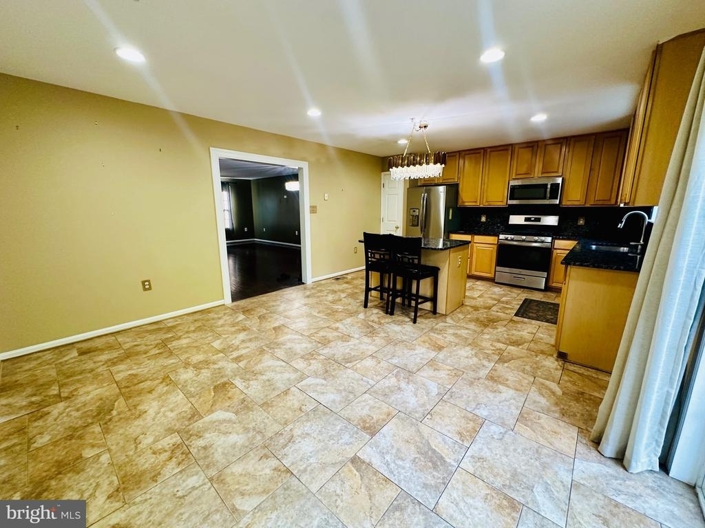 4719 Ashforth Way - Photo 12