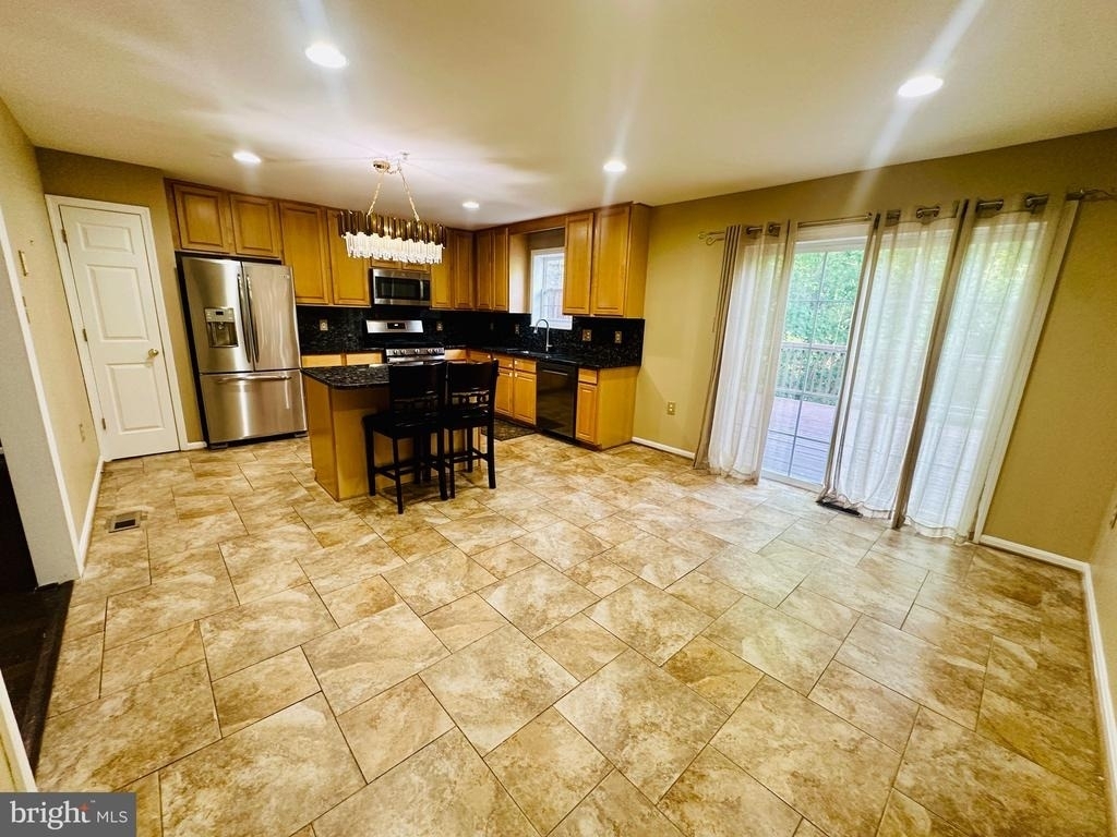 4719 Ashforth Way - Photo 10