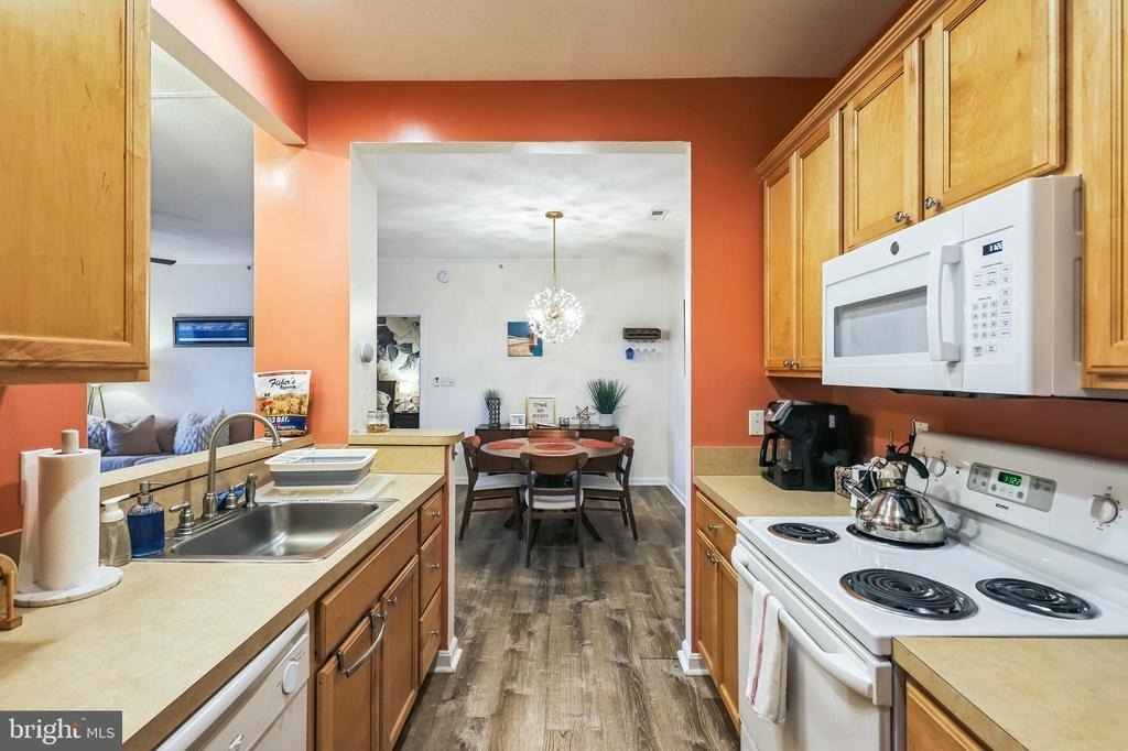 17054 N Brandt Street - Photo 14