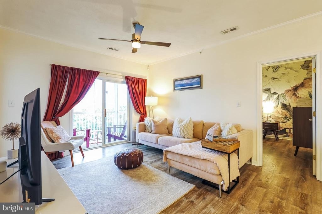 17054 N Brandt Street - Photo 5