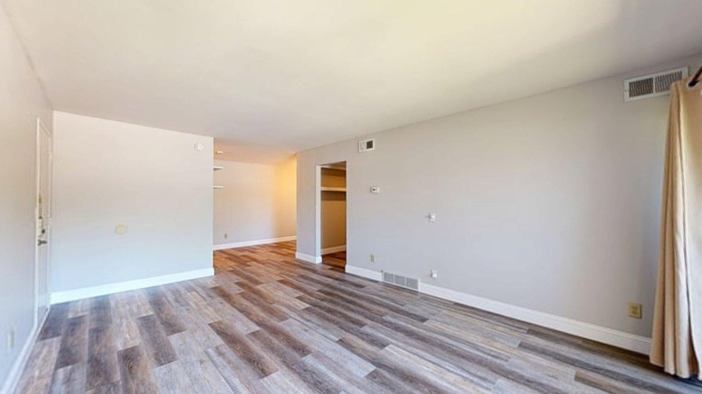 2108 Pauline Boulevard - Photo 7