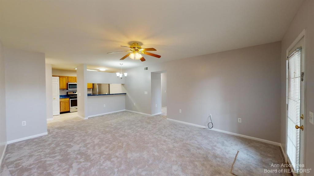 2666 S Knightsbridge Circle - Photo 6