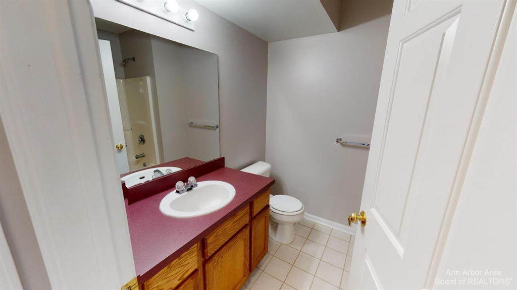 2666 S Knightsbridge Circle - Photo 9