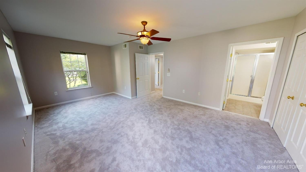 2666 S Knightsbridge Circle - Photo 13