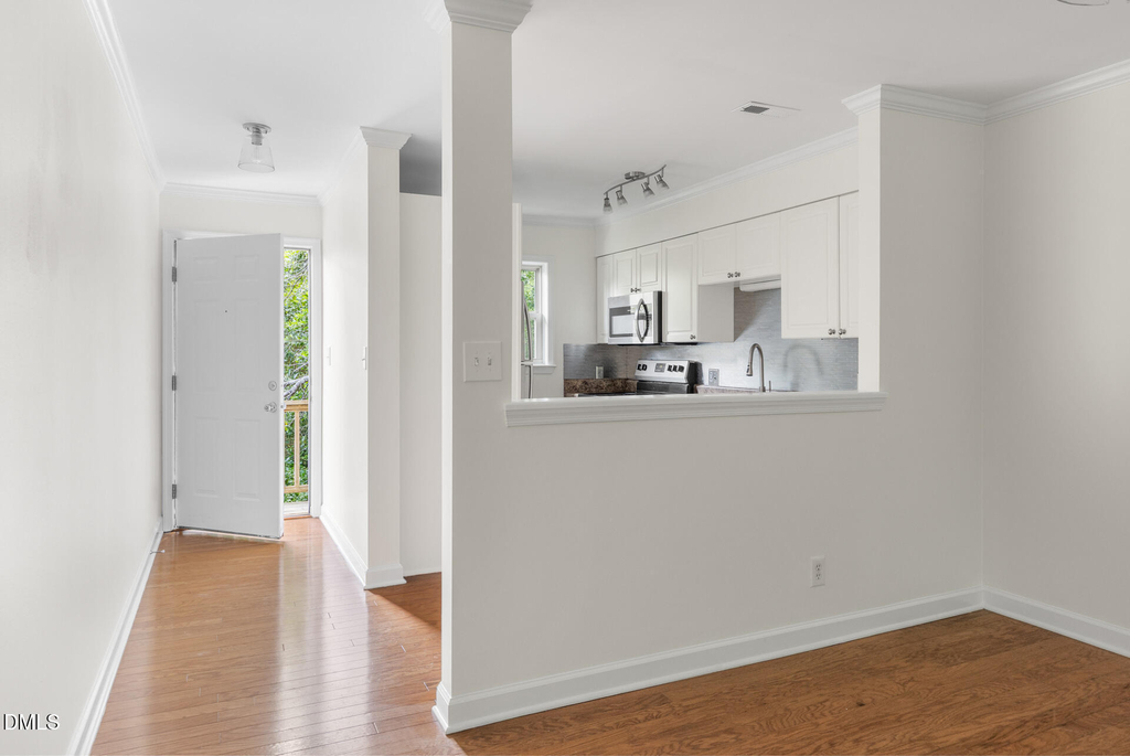 1513 E Franklin Street - Photo 12