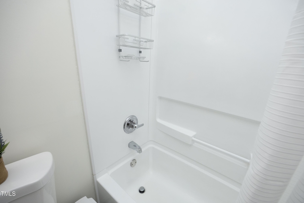 3017 Wedgedale Avenue - Photo 22