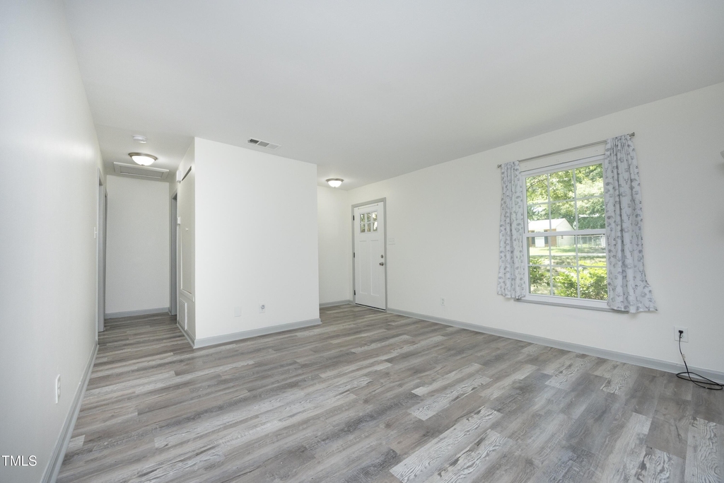 3017 Wedgedale Avenue - Photo 12
