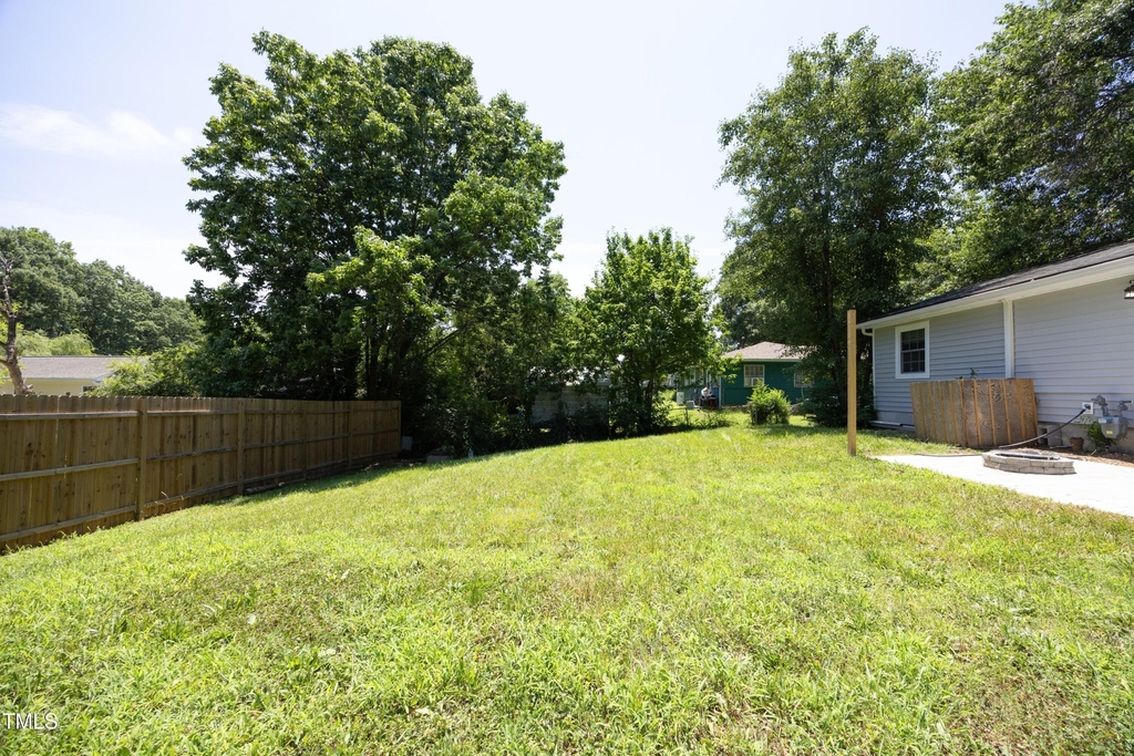 3017 Wedgedale Avenue - Photo 7