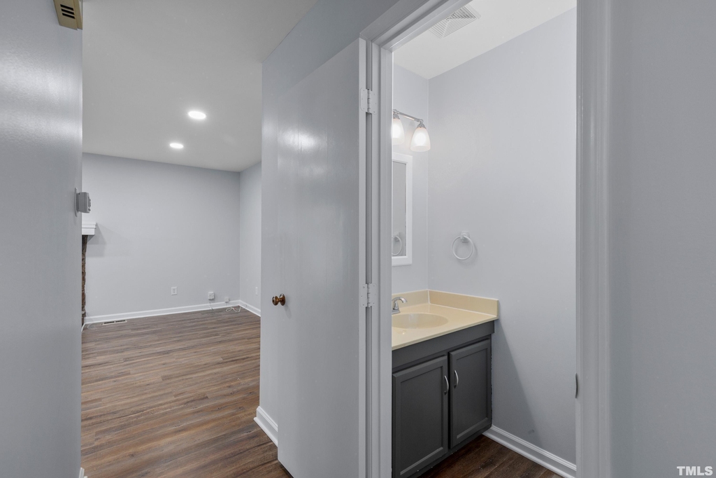 5702 3 Oaks Drive - Photo 16