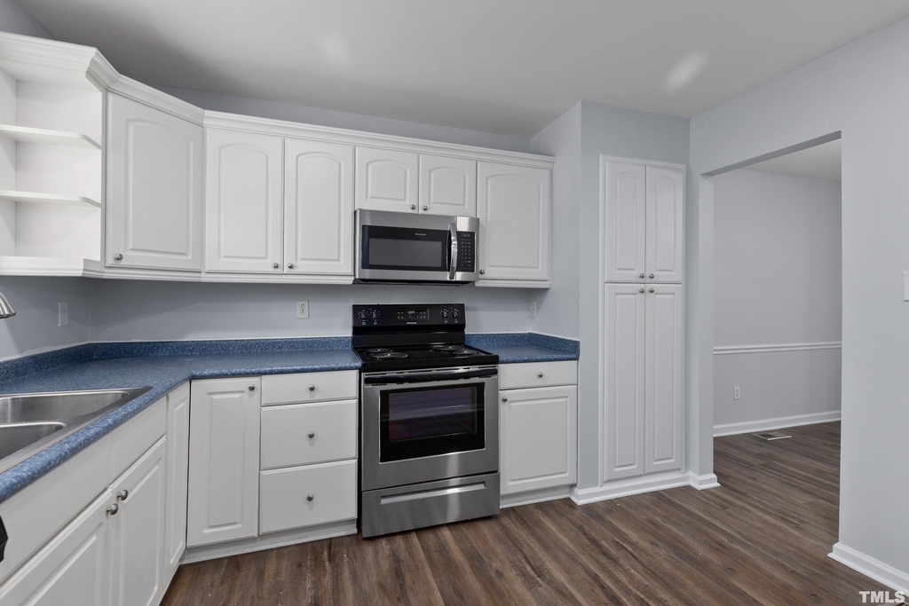 5702 3 Oaks Drive - Photo 3