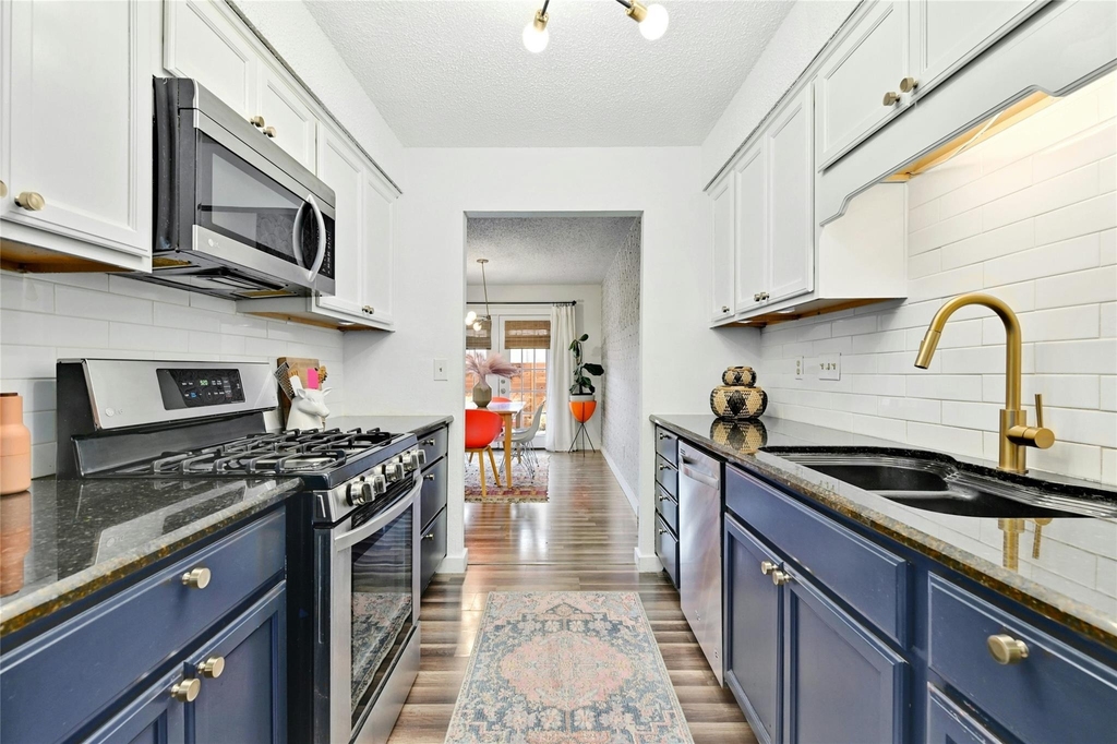 11010 Prairie Dove Cir - Photo 2