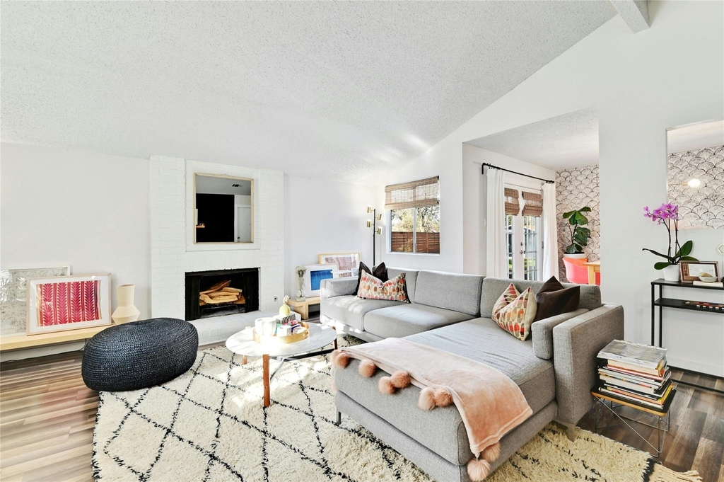 11010 Prairie Dove Cir - Photo 6