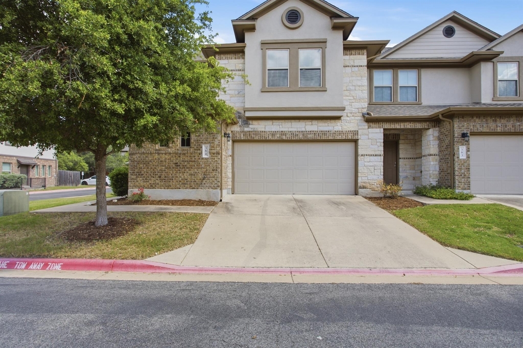 2304 S Lakeline Blvd - Photo 1