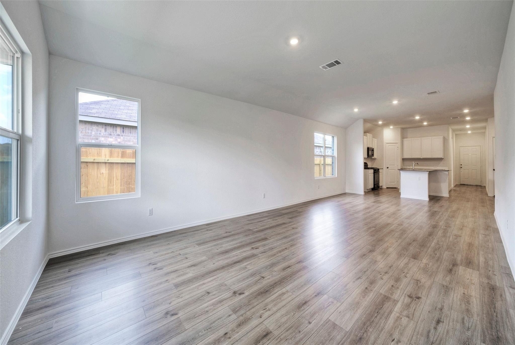108 Montego St - Photo 12