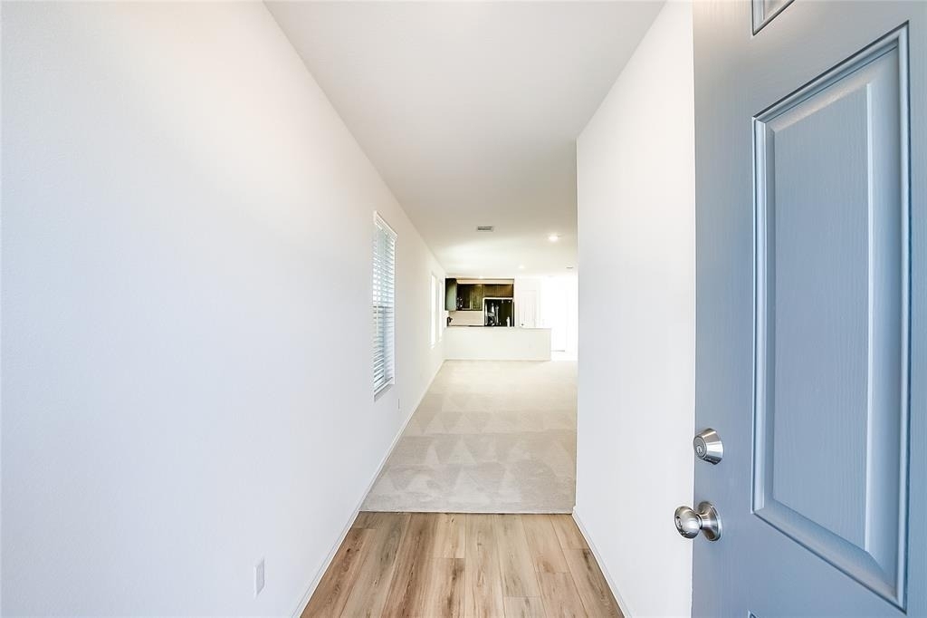 1133 Largemouth Ln - Photo 2