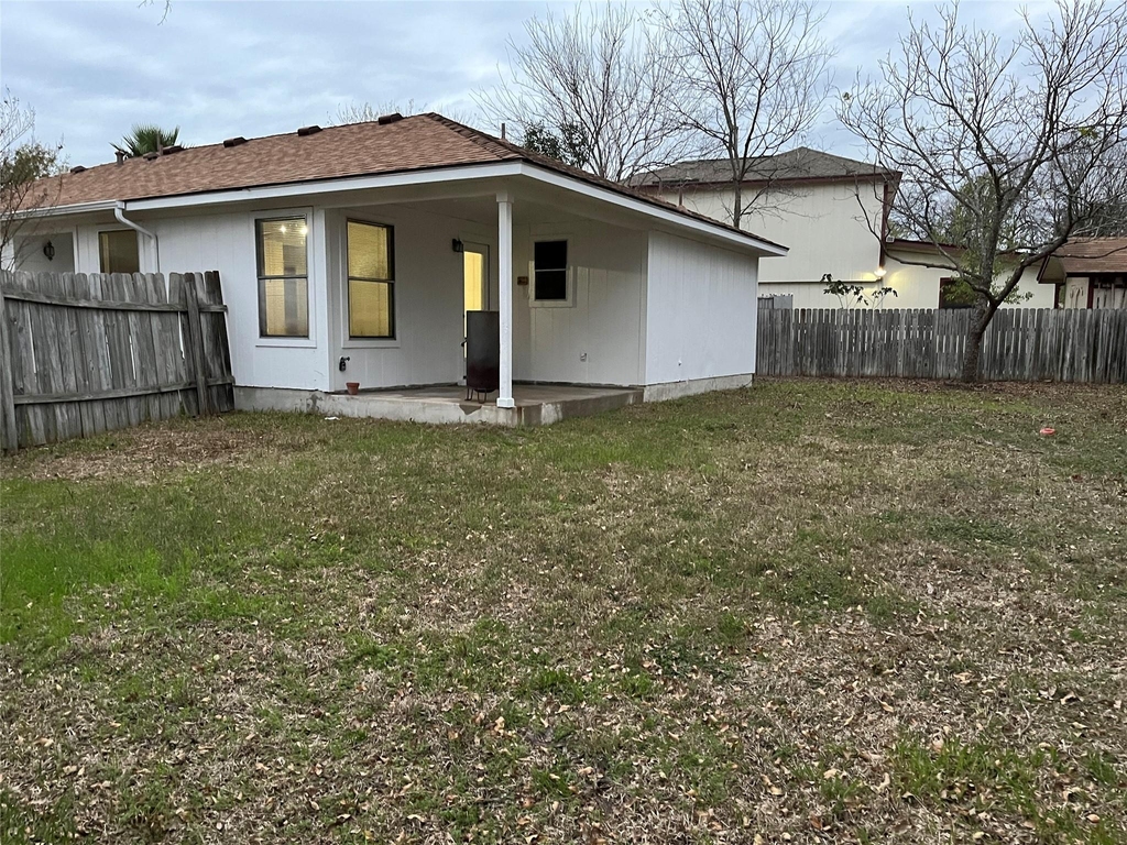 862 Latteridge Dr - Photo 4