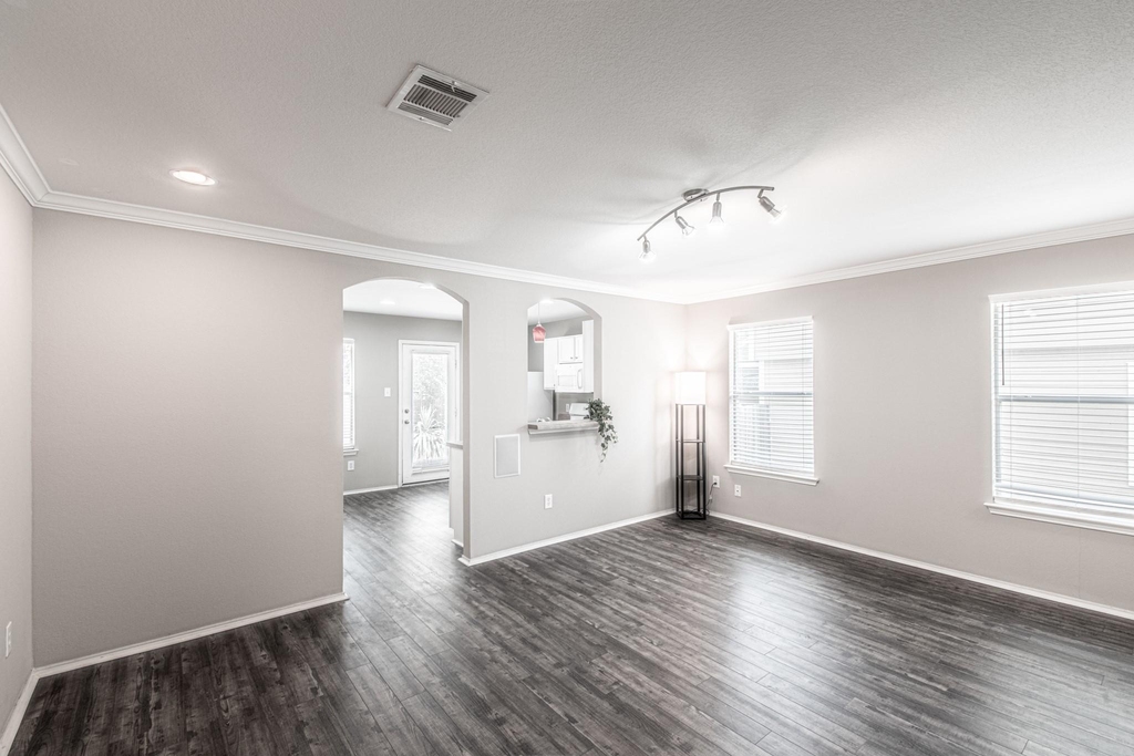 180 Onyx Lake Dr - Photo 7