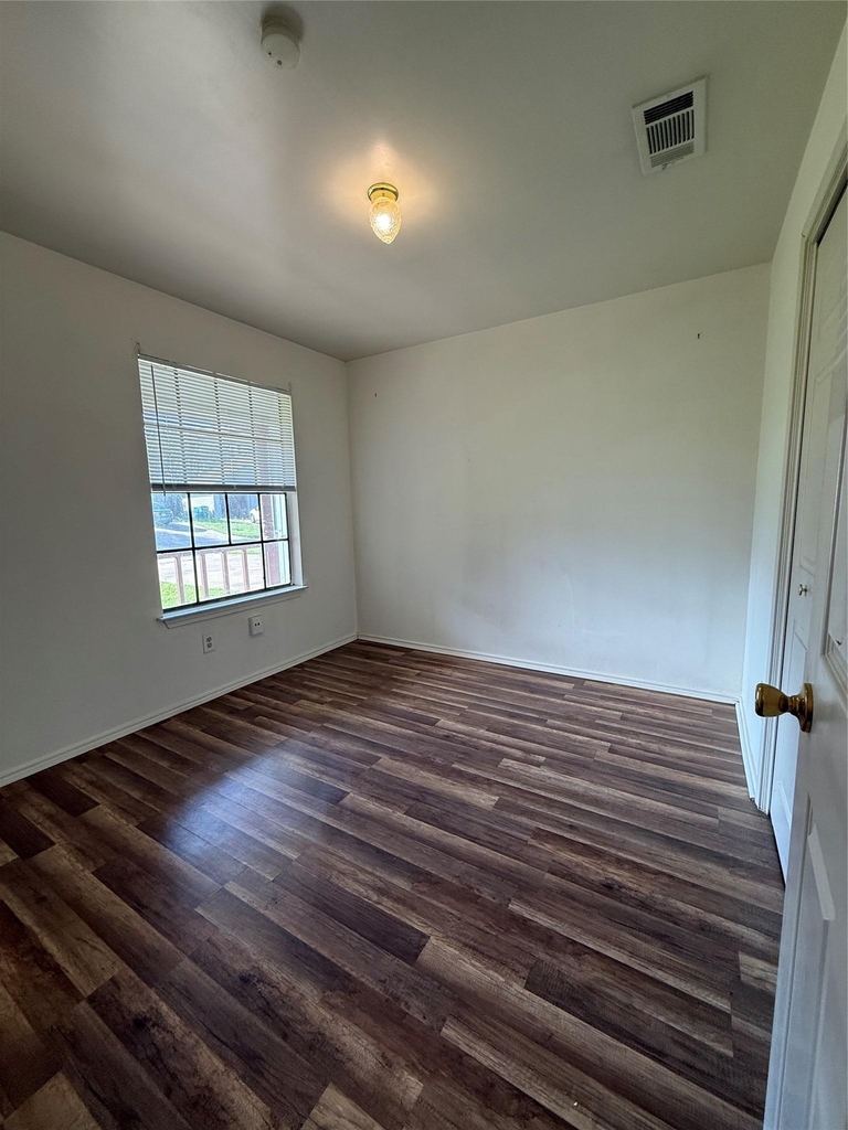 16307 Framingham Cir - Photo 8