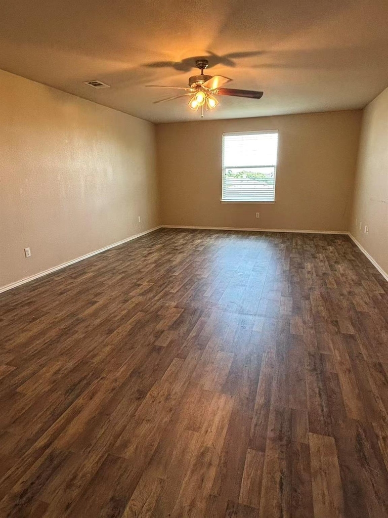 301 Comal Run - Photo 15