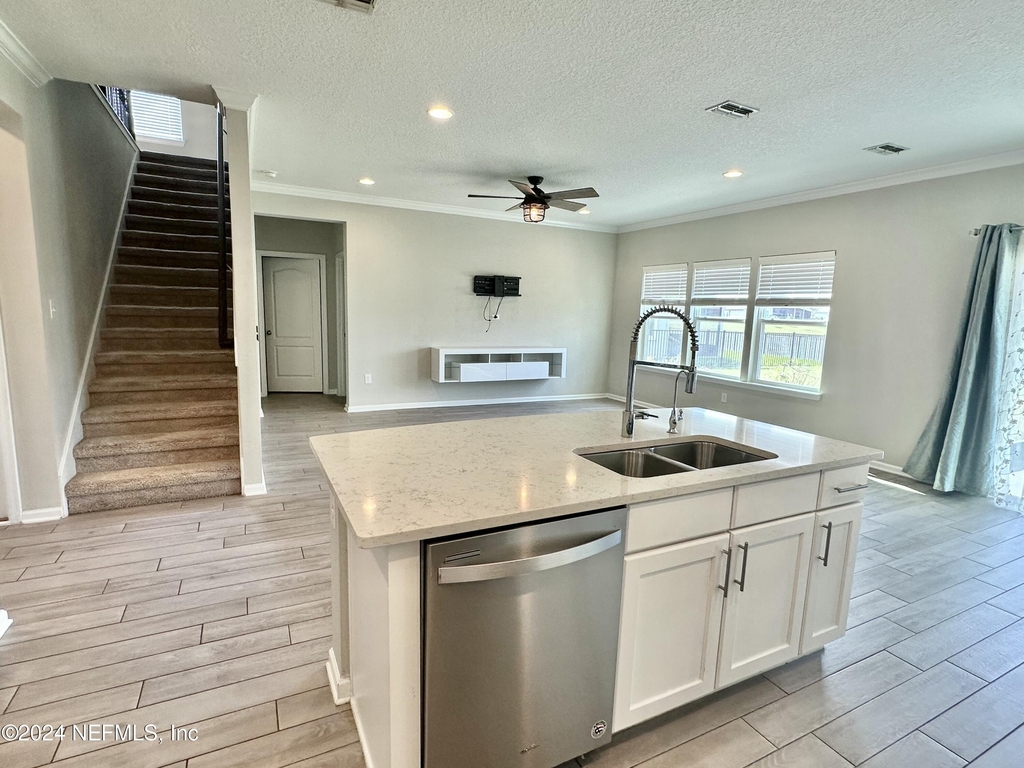 122 Codona Glen Drive - Photo 9
