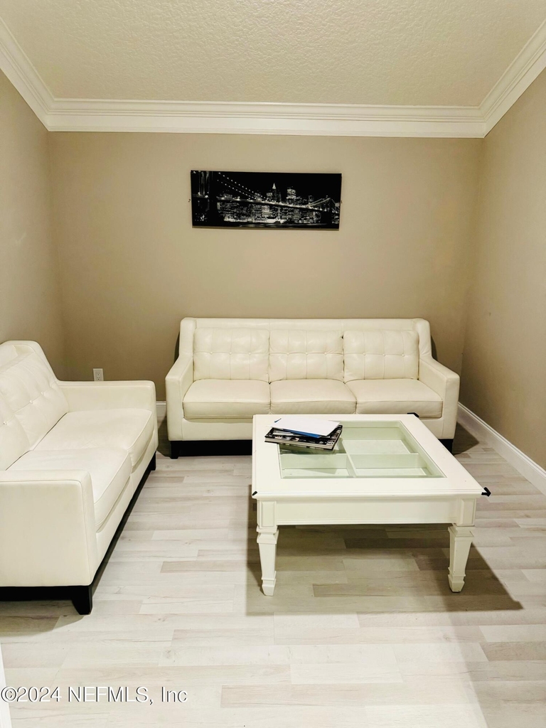 1816 Creekwood Lane - Photo 18