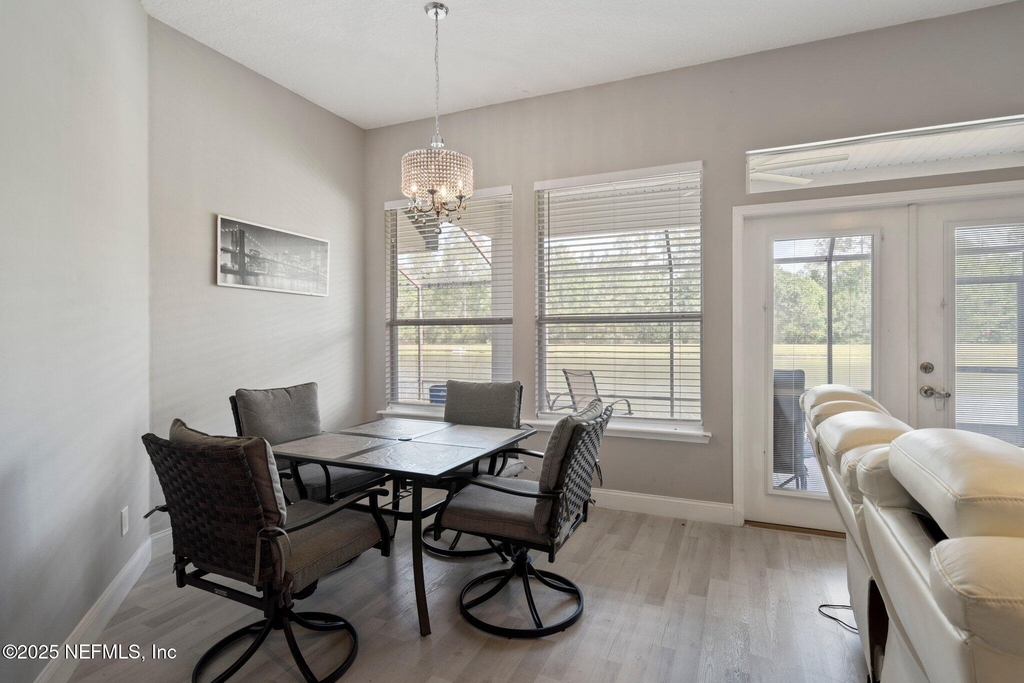 1816 Creekwood Lane - Photo 9
