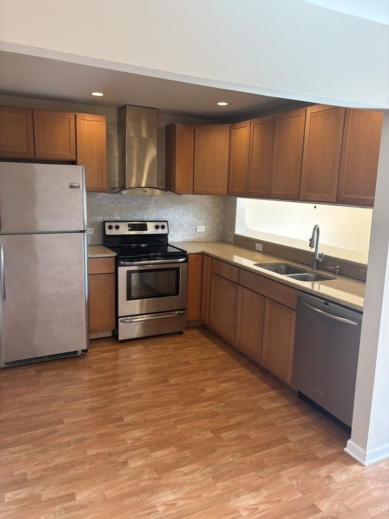 835 Waterview Circle - Photo 5