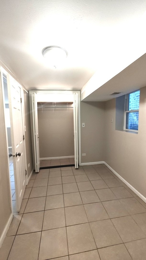 3643 S Hermitage Avenue - Photo 6