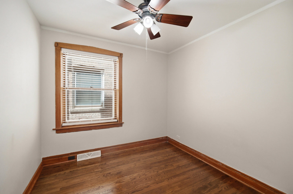 1906 Ridgeland Avenue - Photo 10