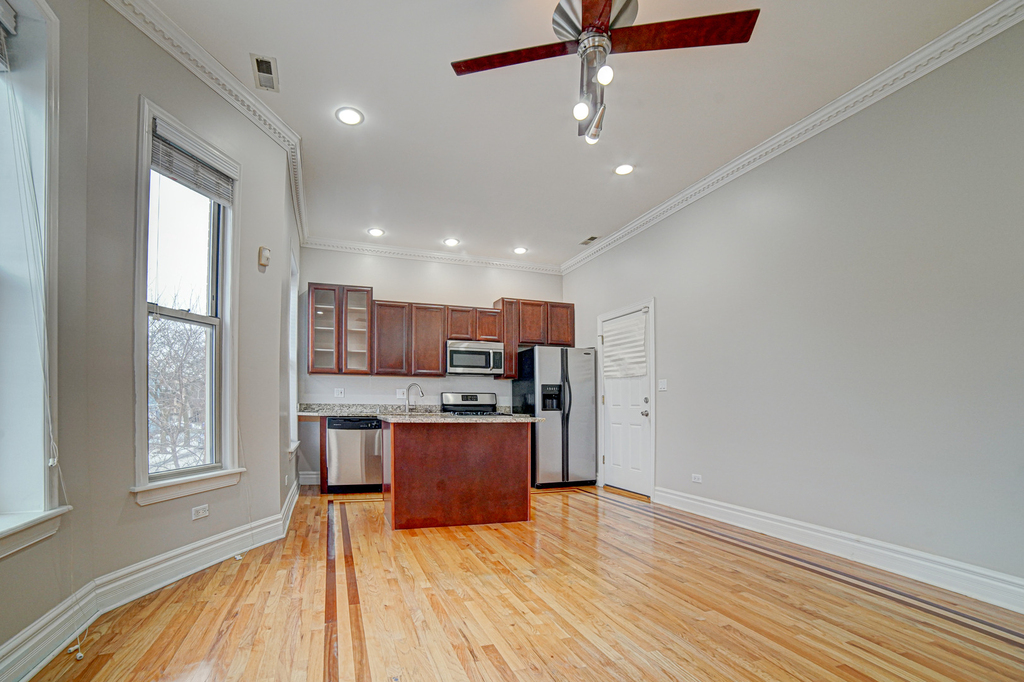 4858 S Prairie Avenue - Photo 7