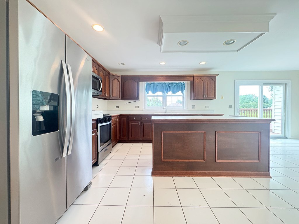 1108 Hollingswood Avenue - Photo 5