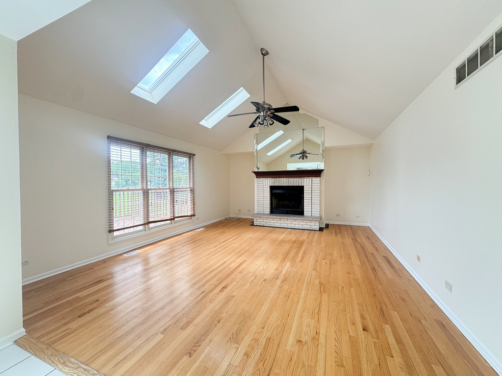 1108 Hollingswood Avenue - Photo 6