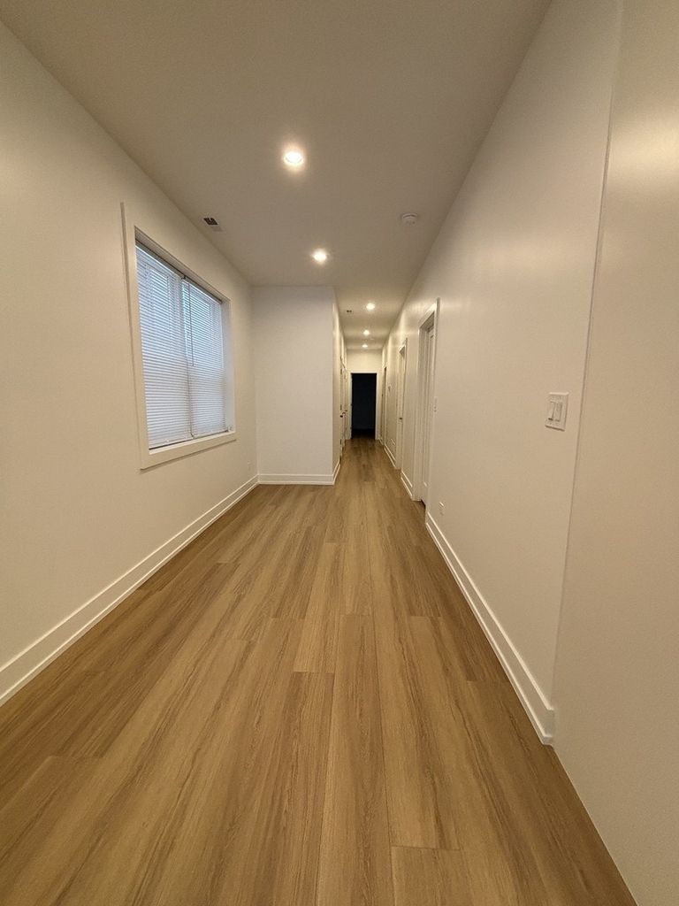 6042 S Eberhart Avenue - Photo 8