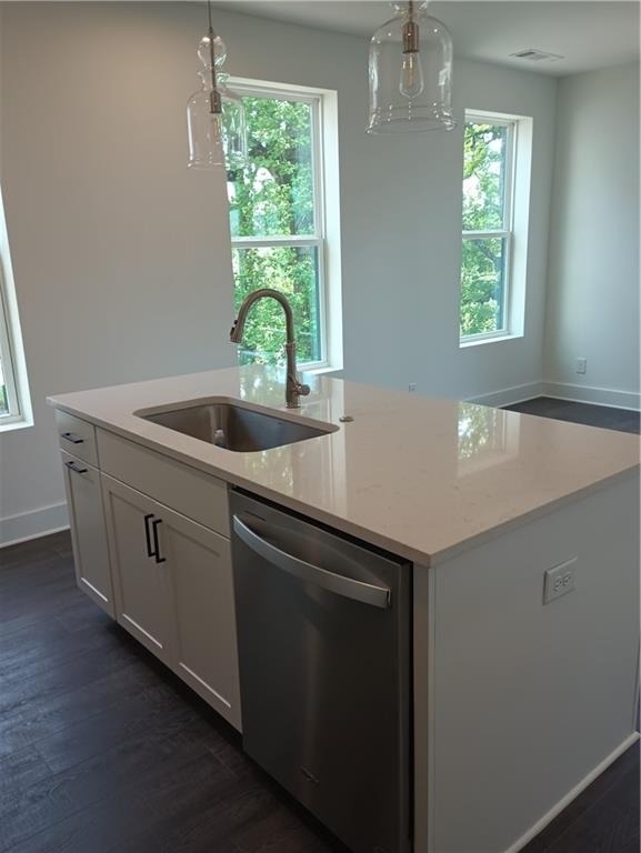 733 Eloise Way Se - Photo 2