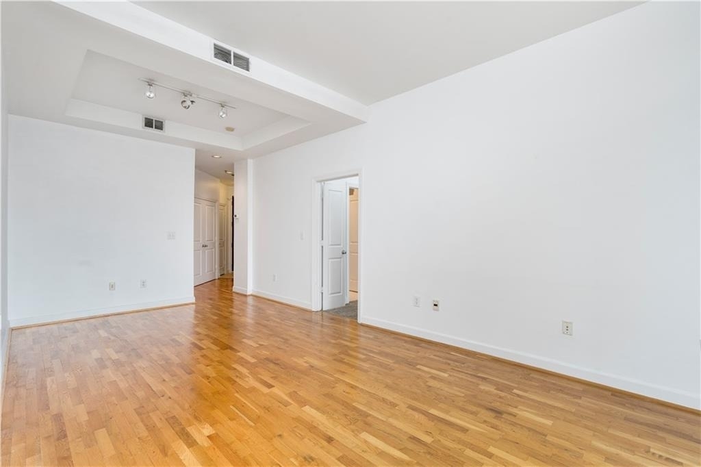 2626 Peachtree Road Nw - Photo 26