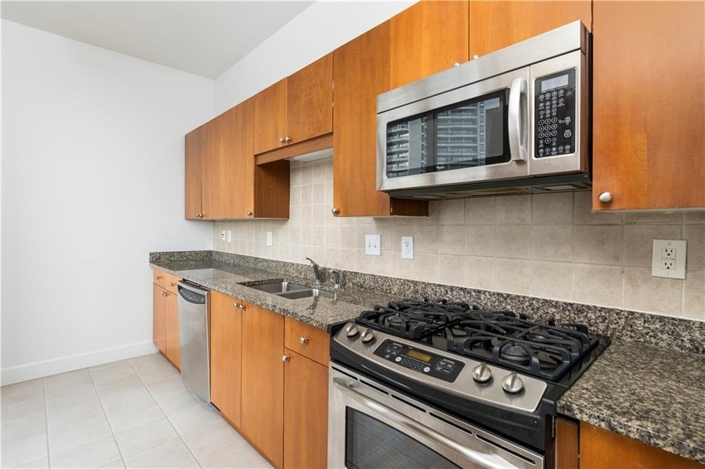 2626 Peachtree Road Nw - Photo 15