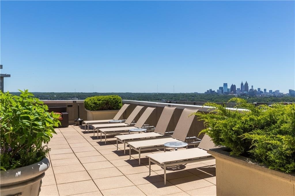 2626 Peachtree Road Nw - Photo 9