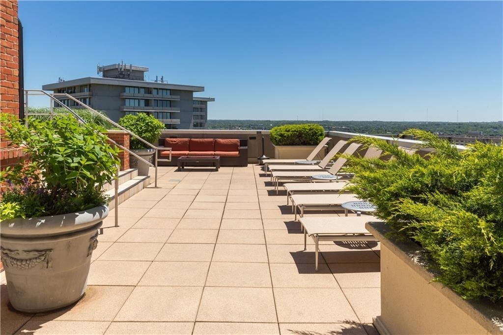 2626 Peachtree Road Nw - Photo 12