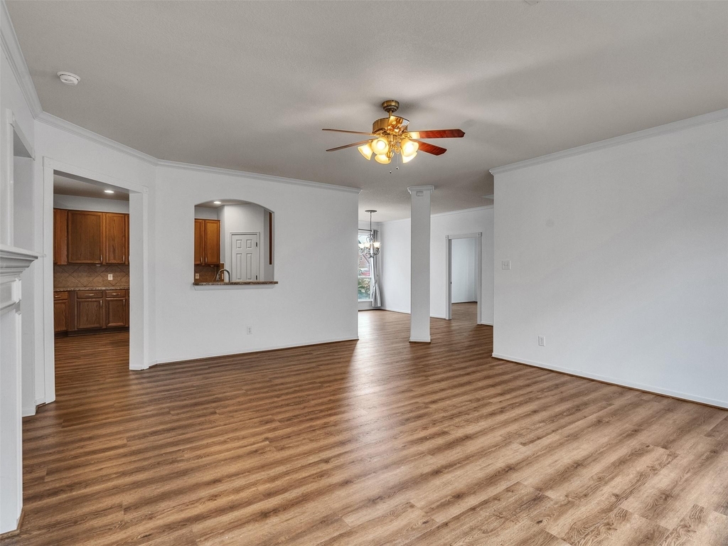 9915 Valance Way - Photo 5