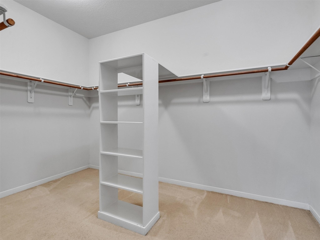 9915 Valance Way - Photo 14