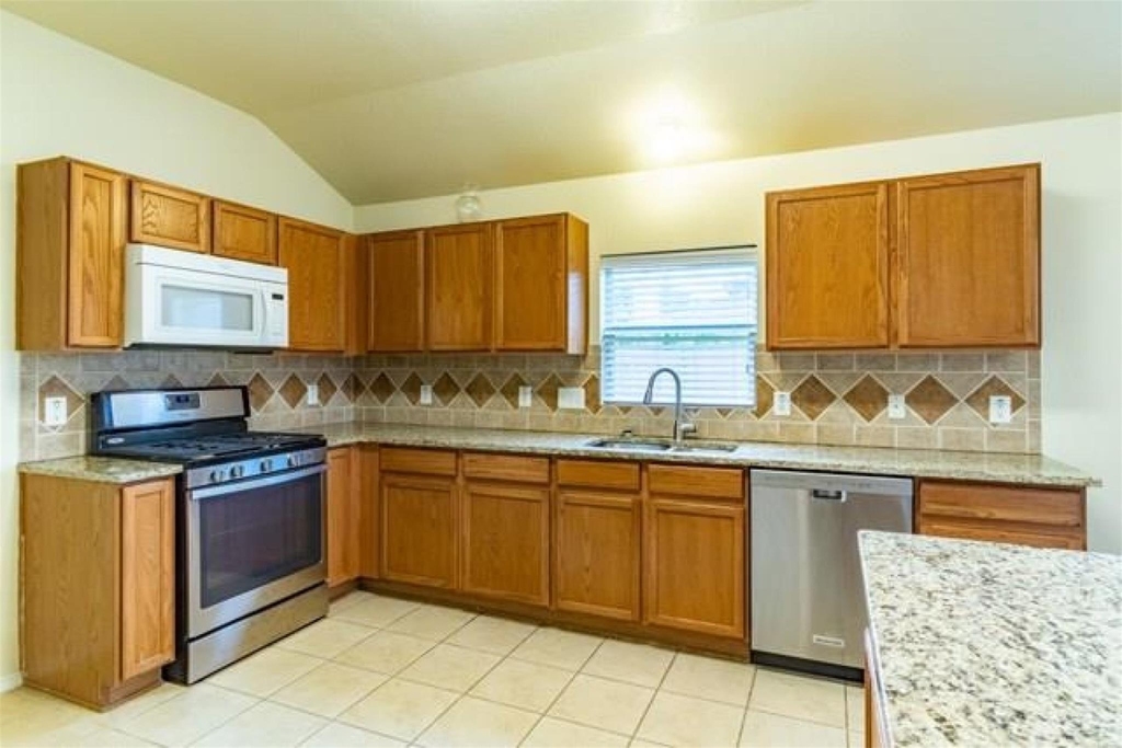 10446 Caribou Cove - Photo 12