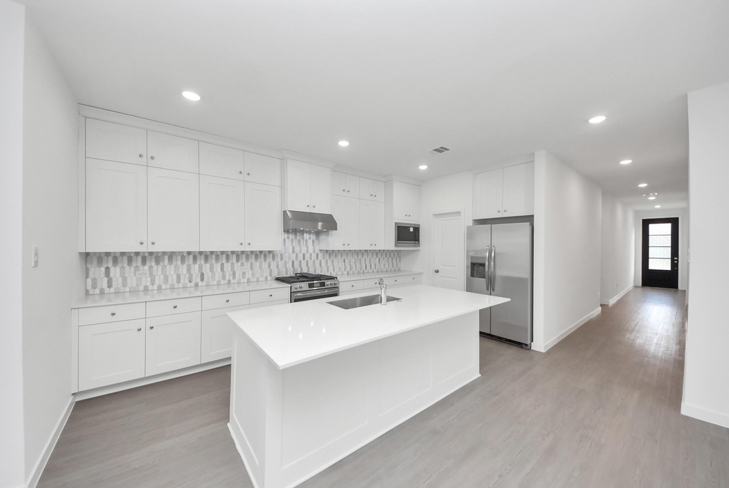 31502 San Floro Drive - Photo 2