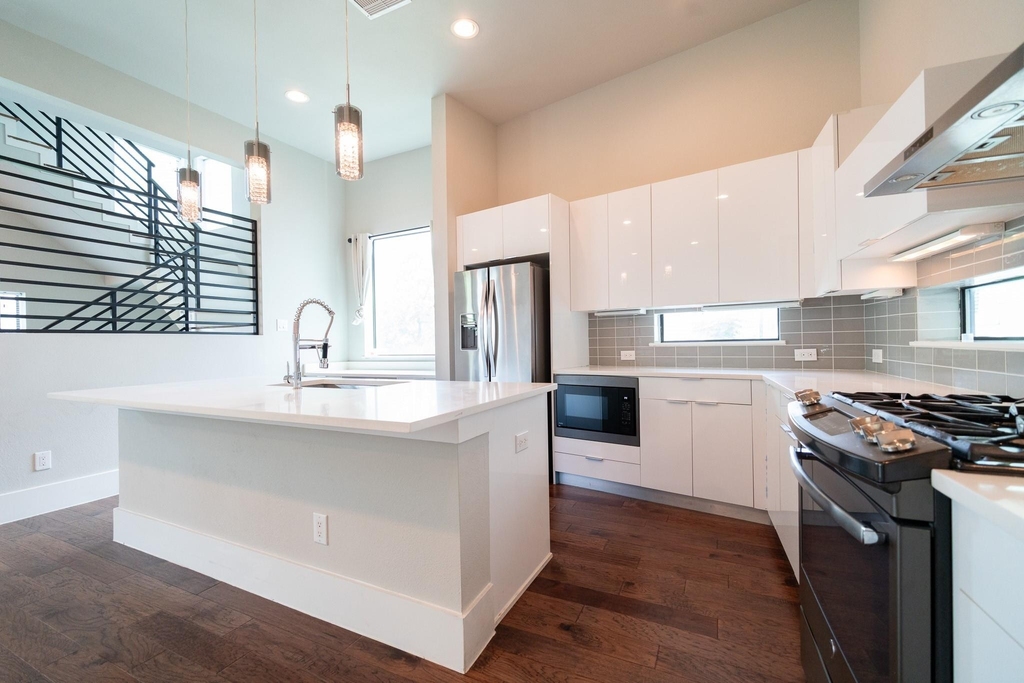 1613 Wheeler Street - Photo 7