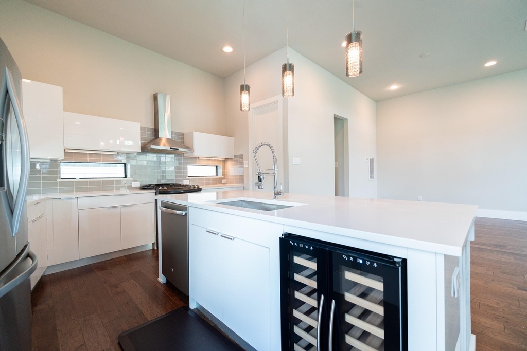 1613 Wheeler Street - Photo 5