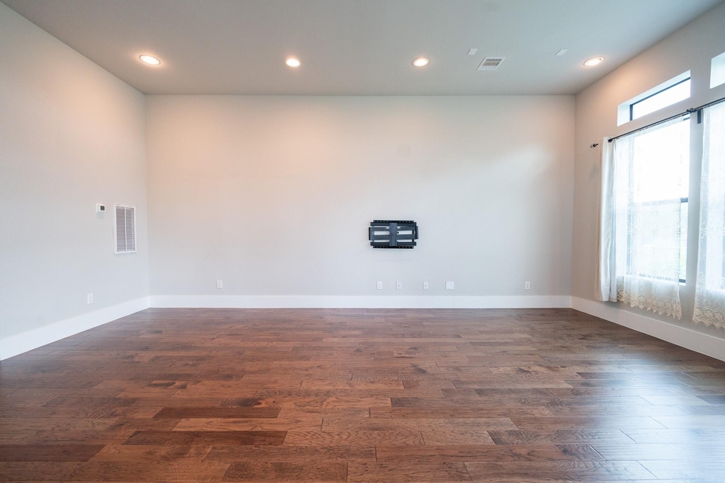 1613 Wheeler Street - Photo 16