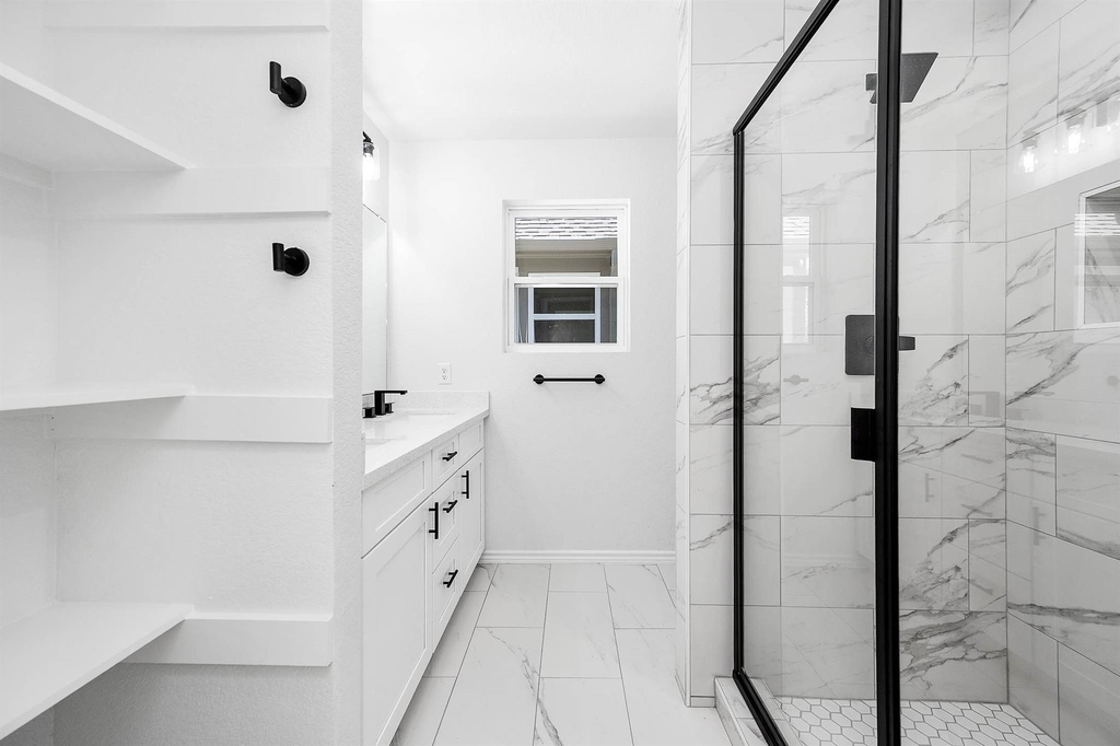 2018 Hampton Street - Photo 18
