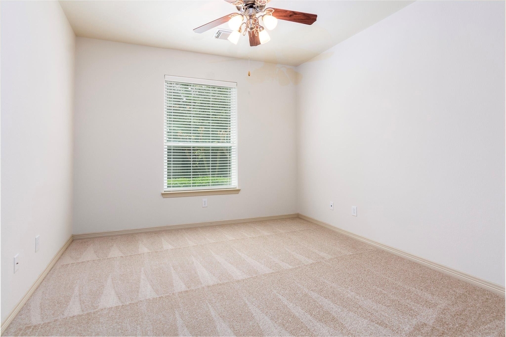 62 Longsford Circle - Photo 30